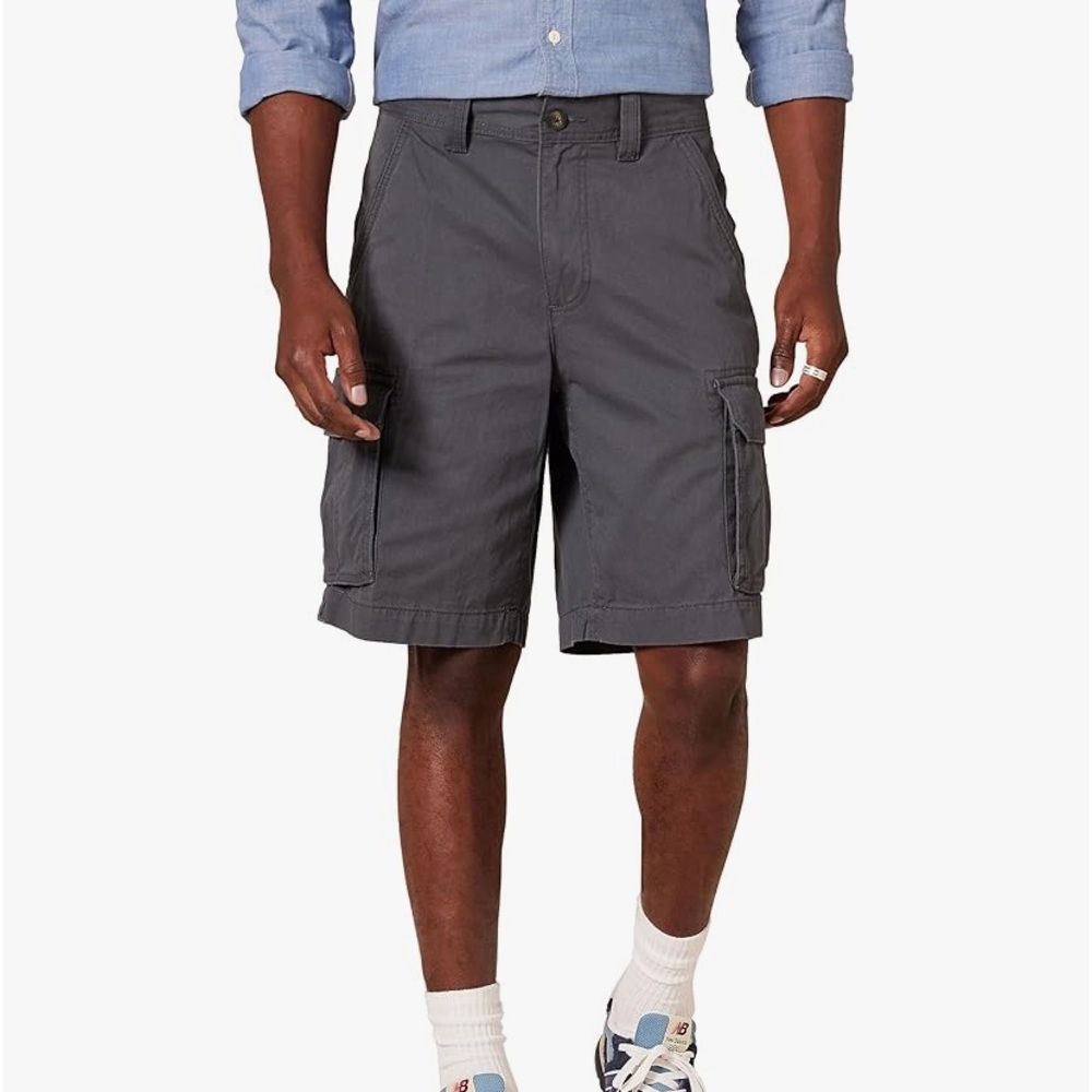 Amazon Essentials Men’s Classic Fit Cargo Shorts